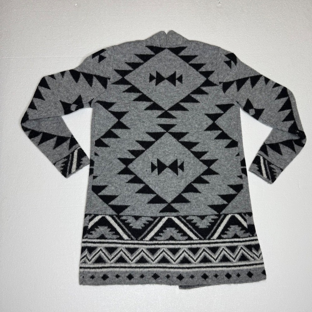NWT FRYE Geometric Southwest Aztec Open Front Sweater Womens Medium Grey Black - Picture 7 of 7